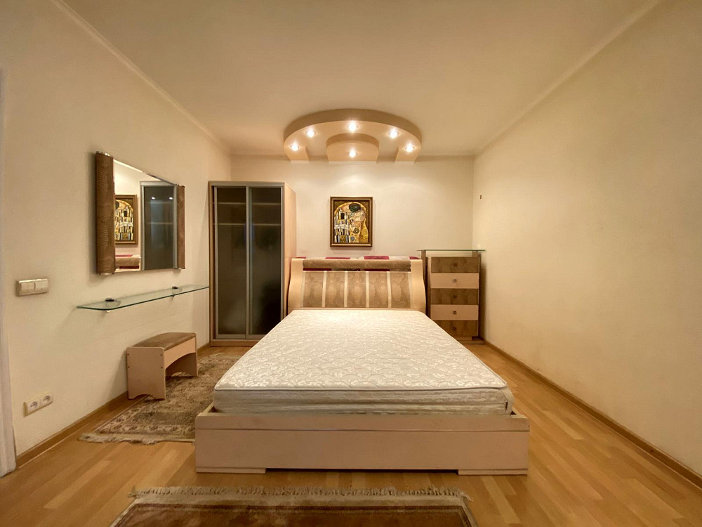 Продаж Квартира 3-кімнатна, 1/15 поверх на Срибнокильская вул., д. 16 Київ - фото 2