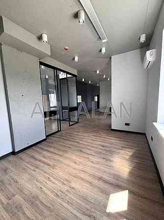 Оренда Будинок 2-кімнатний на Трускавецька вул., 4Б Киев