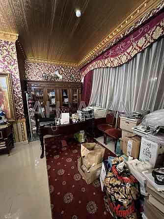 Оренда Будинок на вул. Євгена Чикаленка Kiev