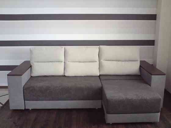 Оренда Квартира 2-кімнатна, 4/17 поверх на вул. Драгомирова Михаила ул./Андрія Верхогляда Київ