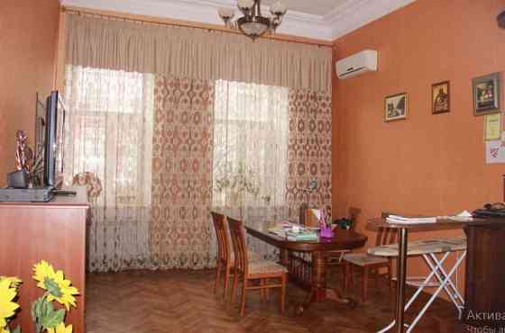 Красивая квартира на Европейской площади. Odessa