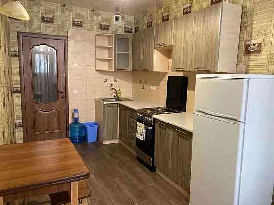 Оренда Квартира 1-кімнатна на ул. Михаила Драгоманова, 2 Kiev