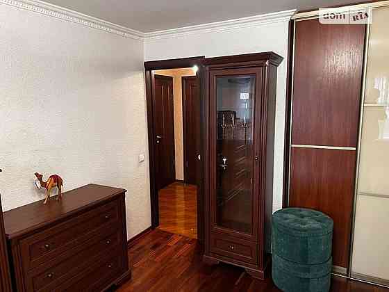 Оренда Квартира 1-кімнатна, 4/14 поверх на ул. Вячеслава Черновола Kiev