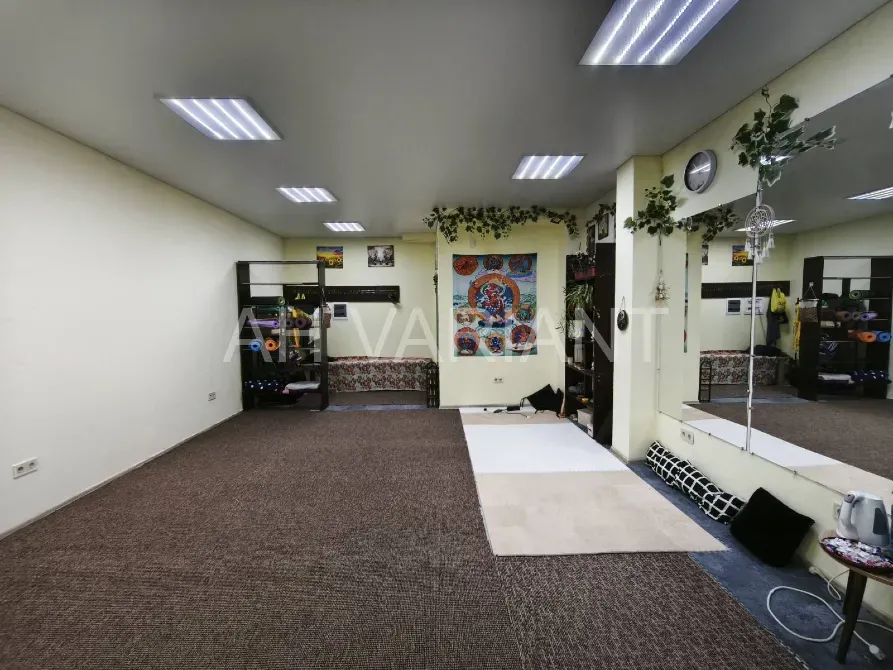 Продаж Приміщення в житловому будинку площа 36 кв.м на 8 березня 28б Ужгород - фото 2