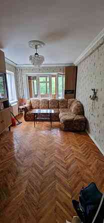 Оренда Квартира 2-кімнатна, 2/5 поверх на Микитенко, 3а Київ