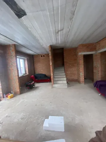 Продаж 1-поверховий   117 кв.м 4 кімн. на мас. Київський 19 Рівне - фото 1