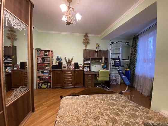 Продаж Квартира 2-кімнатна, 8/10 поверх на вул. Червоної Калини Львів