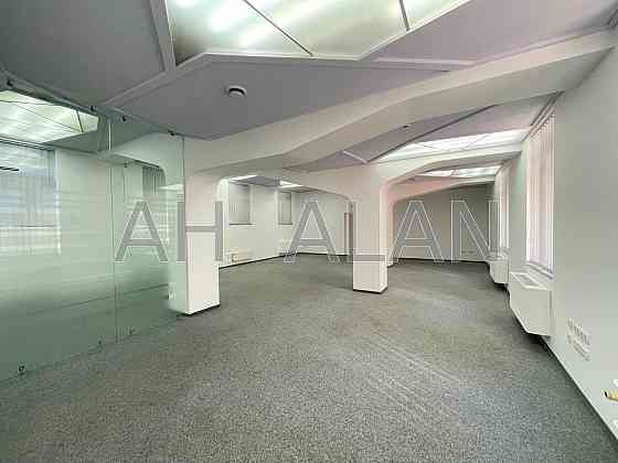 Оренда офісне приміщення на Хрещатик вул., 19 приміщень - 4, поверх - 1/4 Київ