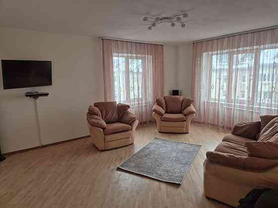 Оренда Квартира 3-кімнатна, 5/7 поверх на Південний б-р Івано-Франківськ