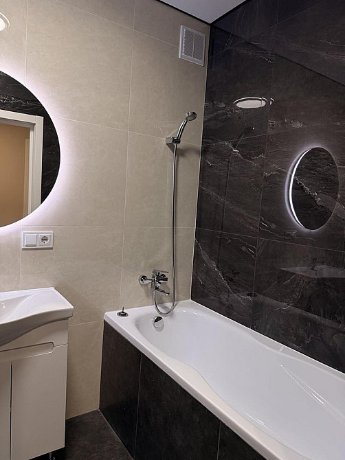 Продаж Квартира 1-кімнатна, 1/5 поверх на вул. Захисників Маріуполя Рівне - фото 6