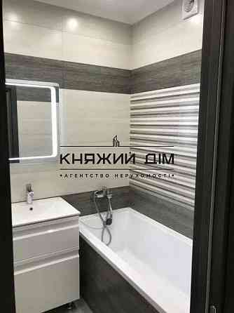 Оренда Квартира 1-кімнатна, 17/25 поверх на Соломенская ул. Київ