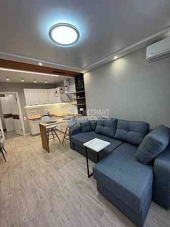 Продаж Квартира 2-кімнатна, 12/19 поверх на вул. Гвардійців Широнінців Харьков