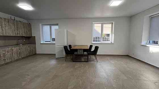 Продаж Будинок 4-кімнатний на вул. Фабрична Staryi Yarychiv