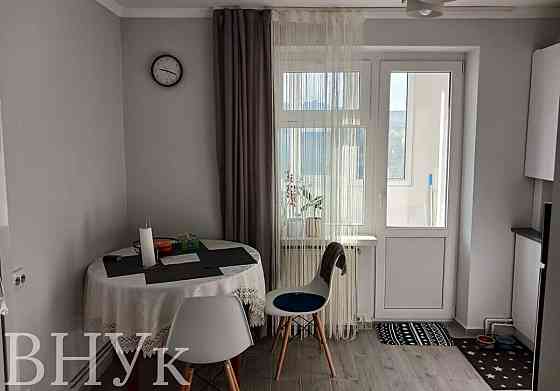 Продаж Квартира 3-кімнатна, 6/6 поверх на Над Яром Тернопіль