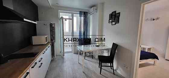 Оренда Квартира 1-кімнатна, 16/25 поверх на вул. Панельная ул./Андрія Аболмасова Kiev