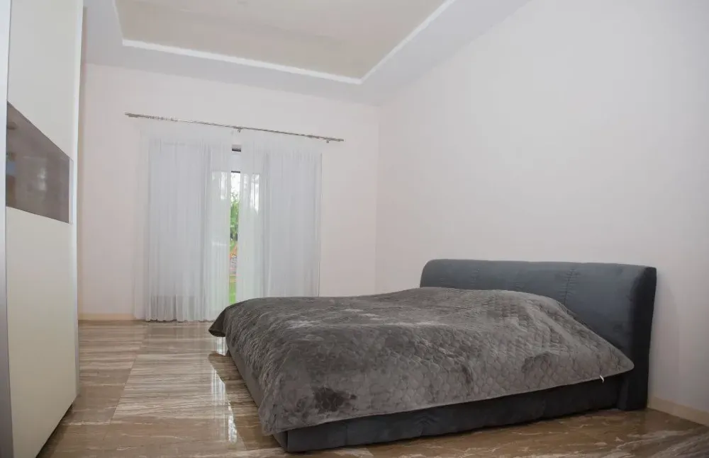 654 Двоповерховий будинок подобово з басейном Київ Київ - фото 10