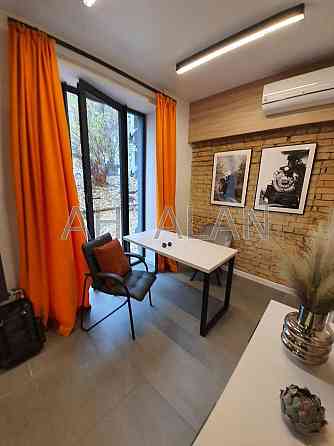 Оренда офісне приміщення на Лабораторний пров., 22 приміщень - 3, поверх - 1/5 Київ