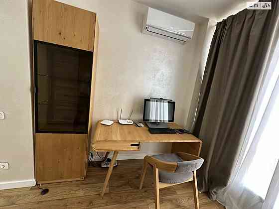 Продаж Квартира 2-кімнатна, 1/10 поверх на Радистів вул., д. 34К Kiev