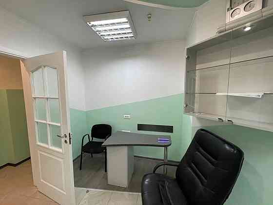 Оренда приміщення вільного призначення на Руська вул., 24 поверх - 1/4 Ternopil'