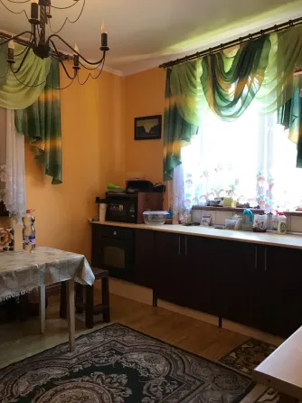 Продажа 2-этажный Дом с участком 0.08 сот 153.7 кв.м 6 комн. на Гончара Чукаловка