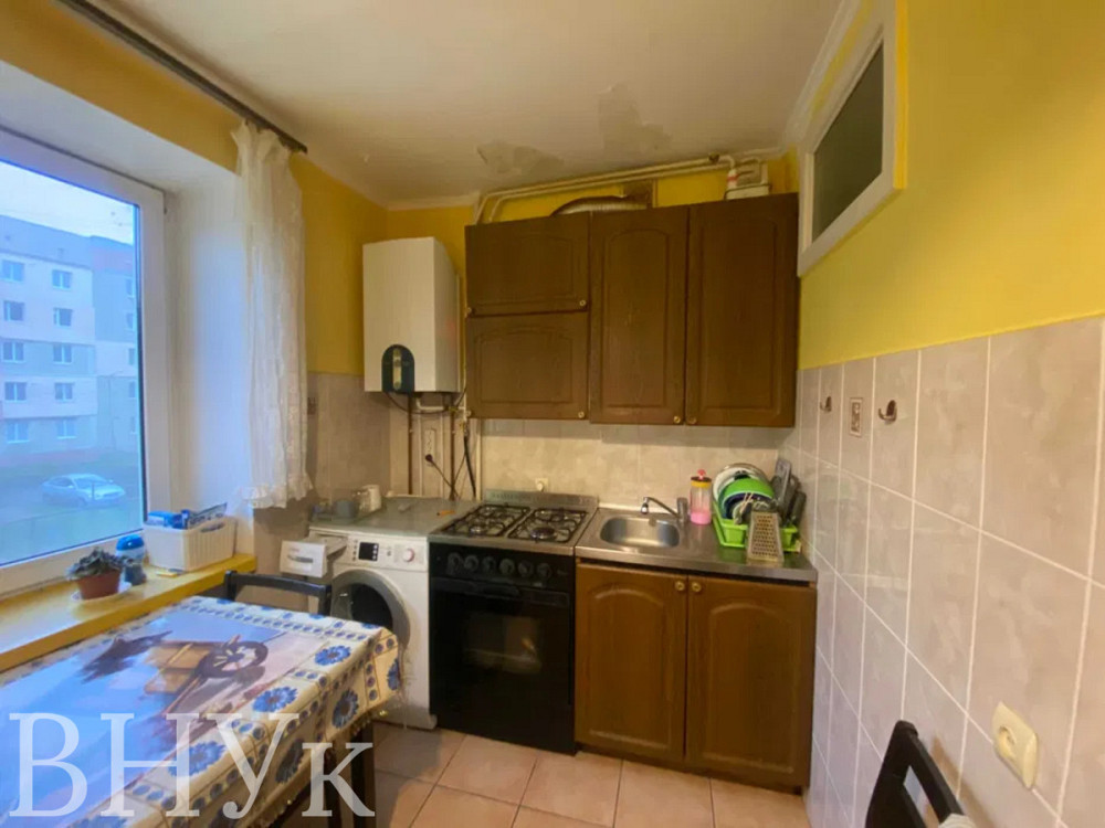 Продаж Квартира 1-кімнатна, 2/5 поверх на Капушанська Ужгород - фото 3