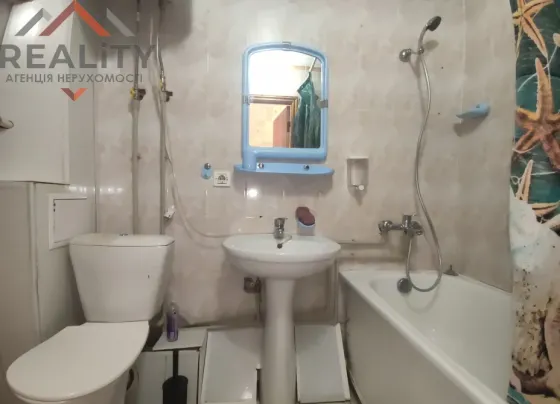 For rent 1-room Apartment 38 sq.m Набережная Победы, 126 Dnipro
