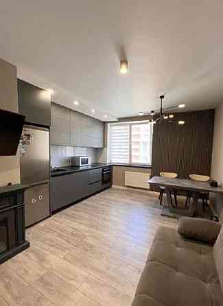 Продам двузкомнатную квартиру на Таирова в новом доме. Limanka