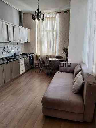 Оренда Квартира 1-кімнатна, 4/5 поверх на Саксаганского ул. Київ