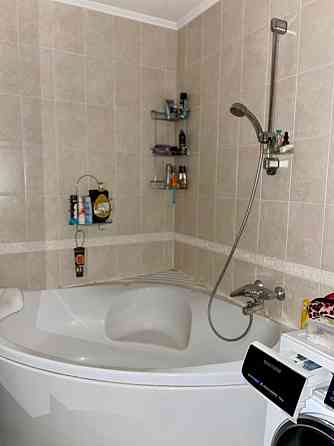 Продаж Квартира 3-кімнатна, 6/14 поверх на Федора Ернста вул., 2 Київ