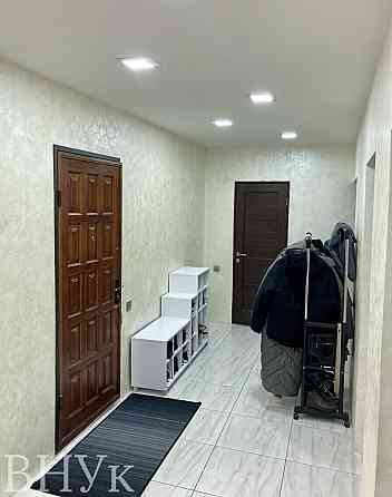 Продаж Квартира 4-кімнатна, 3/3 поверх на вул. Шопена Тернопіль