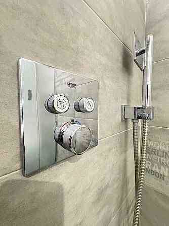 Продаж Квартира 4-кімнатна, 6/9 поверх на Юрия Кондратюка, 5 Днепр