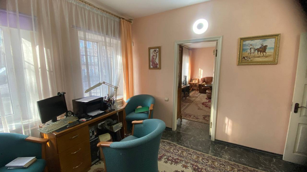 В продаже дом в 2-х этажах в центре города Одеса - фото 2