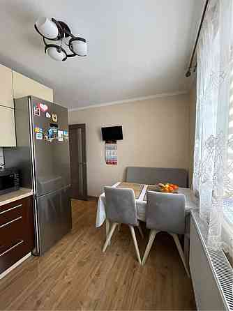 Продаж Квартира 3-кімнатна, 2/5 поверх на Галицька вул., 2а Ивано-Франковск