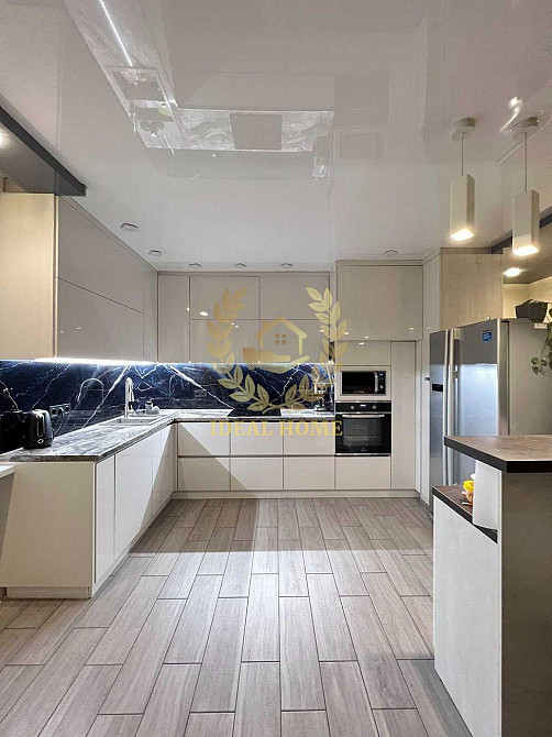 Продаж будинку на Райдужній , біля озера Радунка Дніпровському районі Київ - фото 1