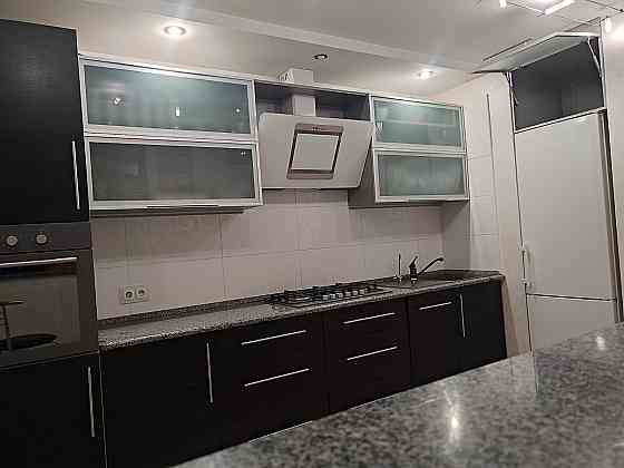 Продам красивую просторную квартиру с прекрасным  панорамным видом на Лиман Нерубайське