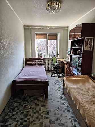 Продаж Квартира 2-кімнатна, 4/5 поверх на вул. Тракторобудівників Харьков