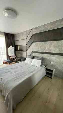 Оренда Квартира 3-кімнатна, 21/25 поверх на ул. Митрополита Василия Липковского Киев