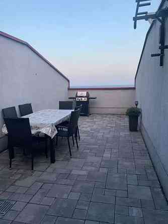 Оренда Квартира 2-кімнатна, 16/17 поверх на ул. Ракетная, 24б Kiev