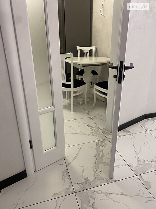 Продаж Квартира 5-кімнатна, 10/10 поверх на Стельмаха Вінниця - фото 2