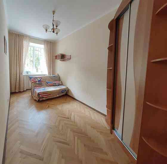 Оренда Квартира 2-кімнатна на Васильковская ул., 27 Київ