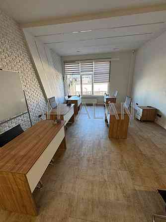 Оренда офісне приміщення на Михайла Максимовича вул., 8 приміщень - 9, поверх - 4/6 Київ