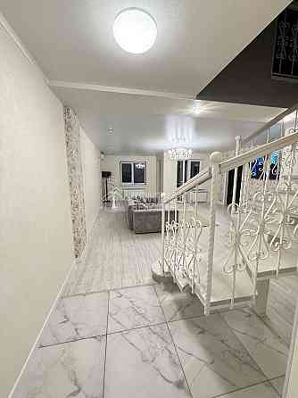 Продаж Квартира 3-кімнатна, 14/15 поверх на вул. Петра Григоренка Kharkiv