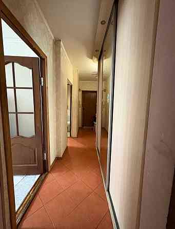 Продаж Квартира 3-кімнатна, 5/9 поверх на Науки вул., д. 24 Kiev