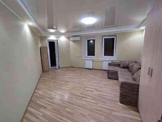 Оренда Квартира 1-кімнатна, 3/5 поверх на ул. Лукьяновская Киев