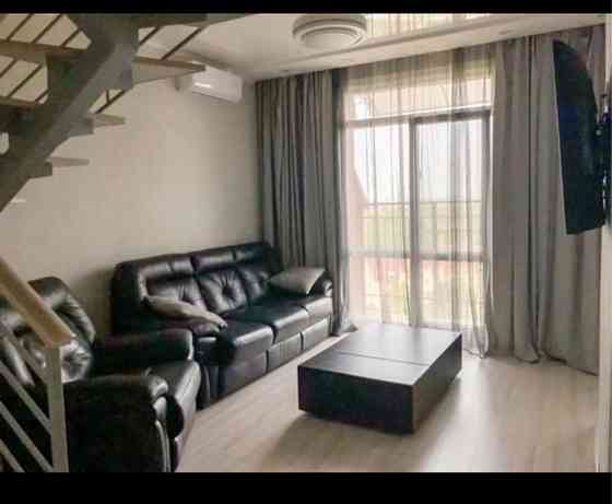 Продам 2-х поверхову квартиру на Райдужному Одеса