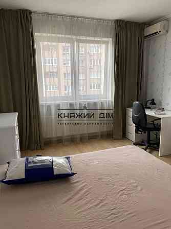 Оренда Квартира 1-кімнатна, 19/25 поверх на проспект Науки Київ