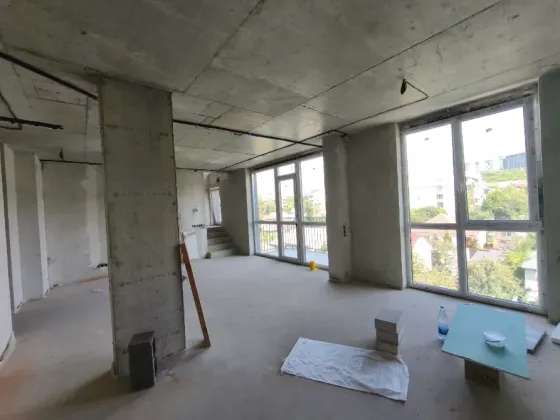 For sale 3-room Apartment 134 sq.m Собранецька 100 Uzhhorod