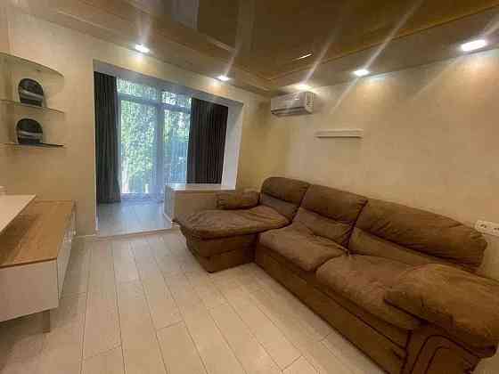 Оренда Квартира 2-кімнатна, 2/5 поверх на пр. Мира Kiev