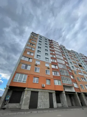 Продажа 1к Квартира 46 кв.м вул. Північна 115 Хмельницкий