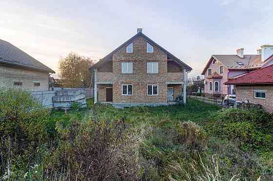 Продаж Квартира на улица Максимишина 23 Ременів